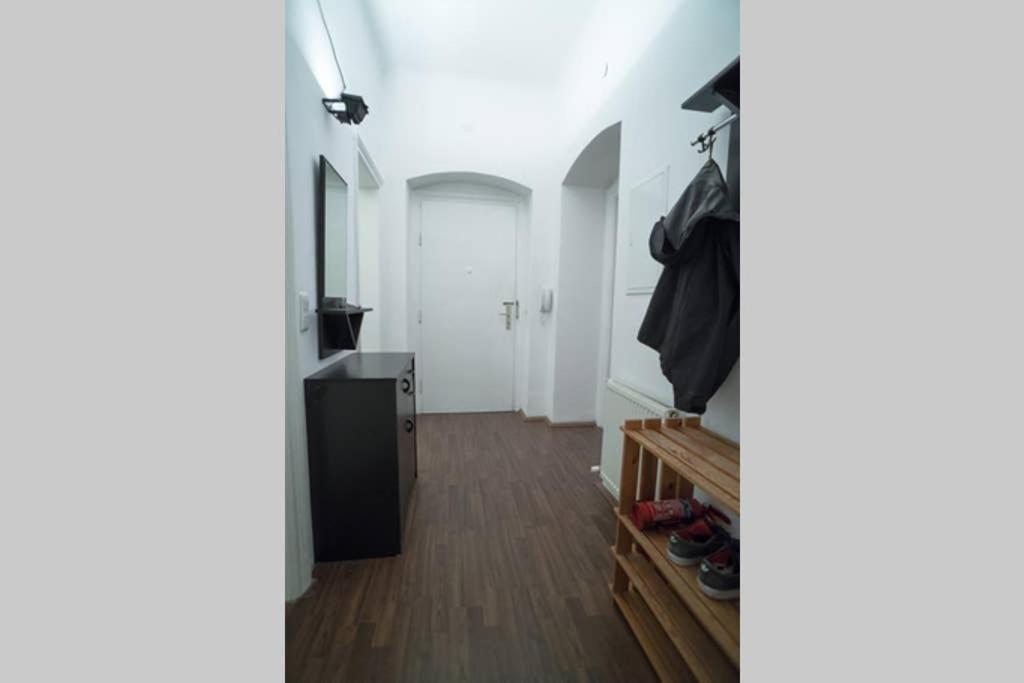 Cosy And Spacious Apartment In The Heart Of Innsbruck Exterior photo